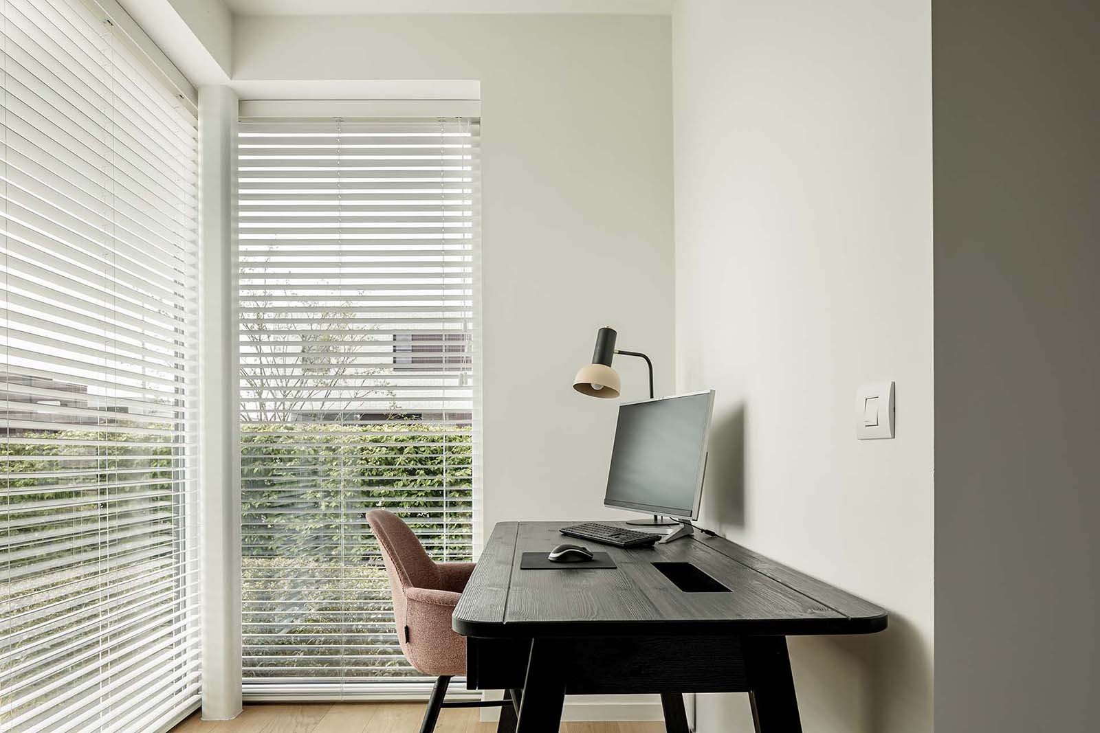 woonproject-meulebeke-modern-grijze-gevelsteen-39