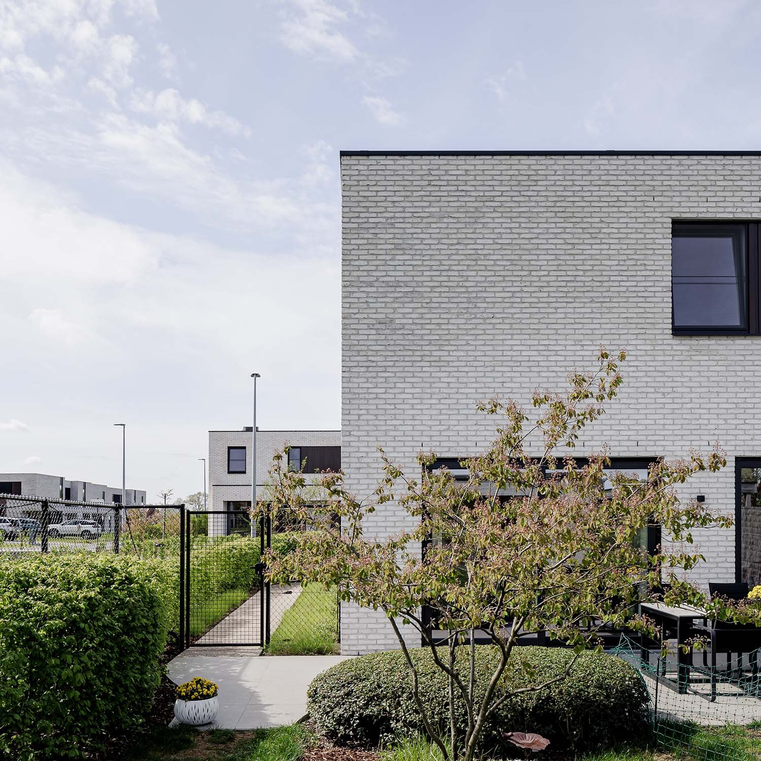 woonproject-meulebeke-modern-grijze-gevelsteen-91