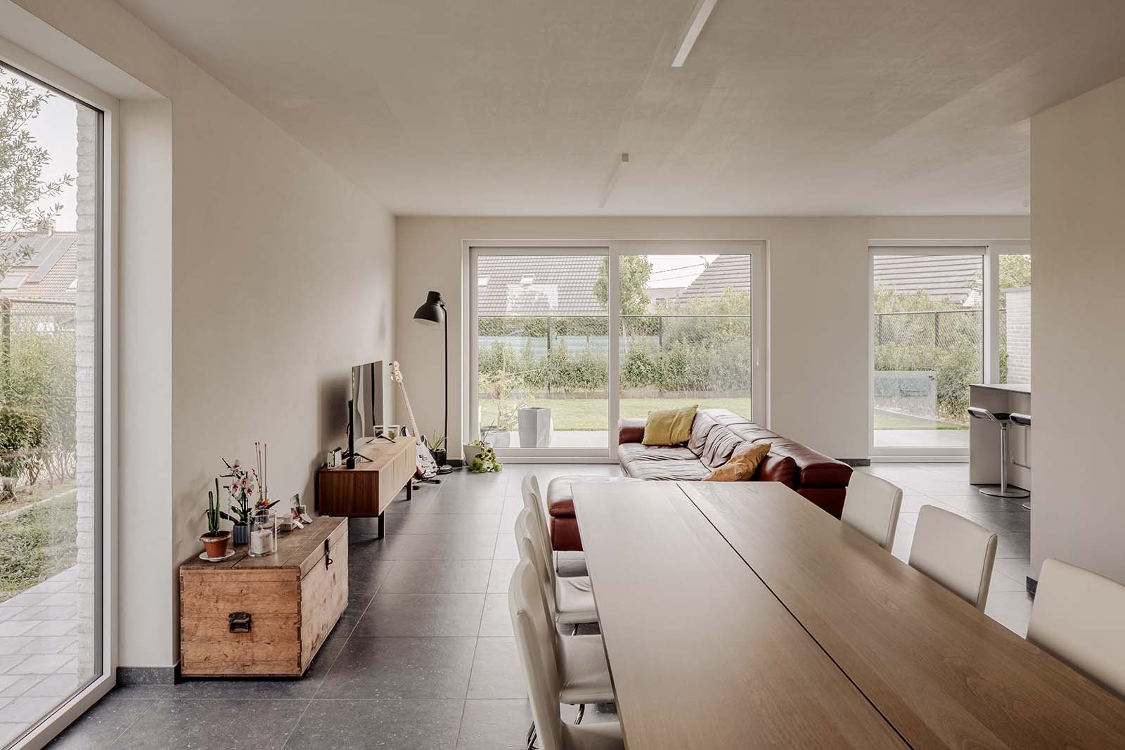 halfopen-landelijke-woning-aangename-tuin-egem38