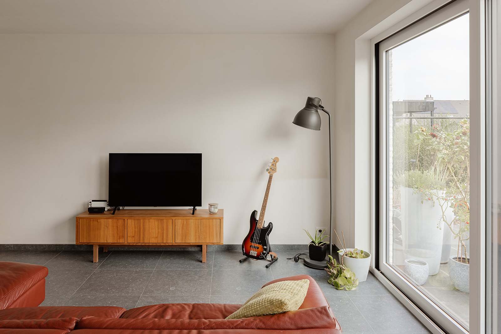 halfopen-landelijke-woning-aangename-tuin-egem41