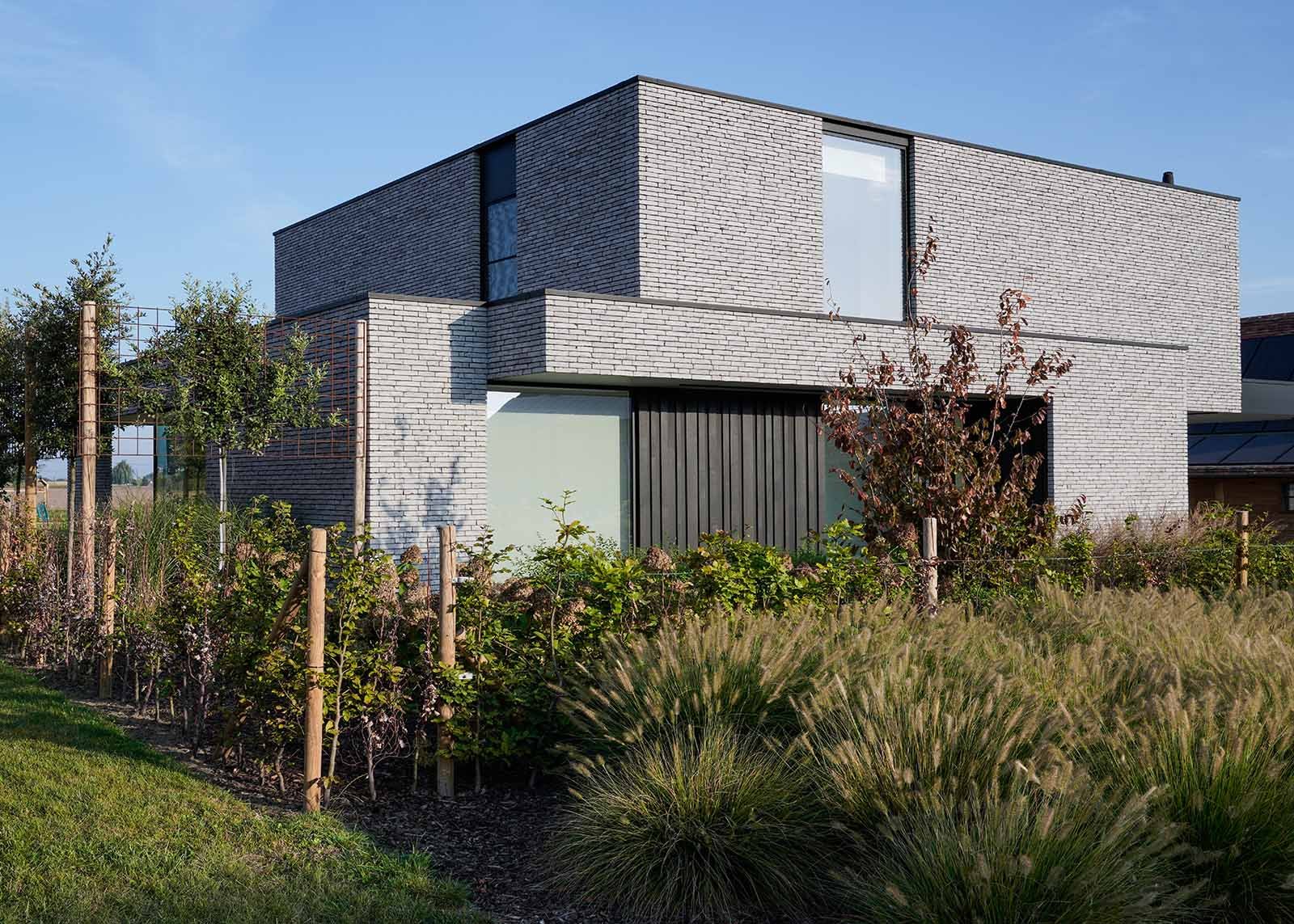 grijze-gevelsteen-villabouw-nieuwbouw-bouwen-ingooigem-2