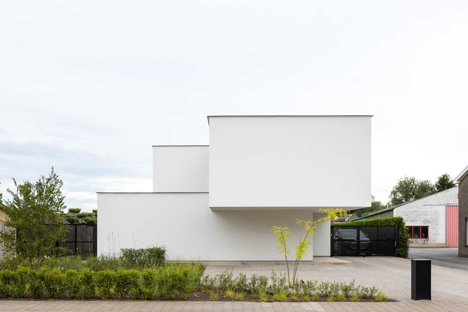 nieuwbouw-villa-witte-crepi-nazareth-1