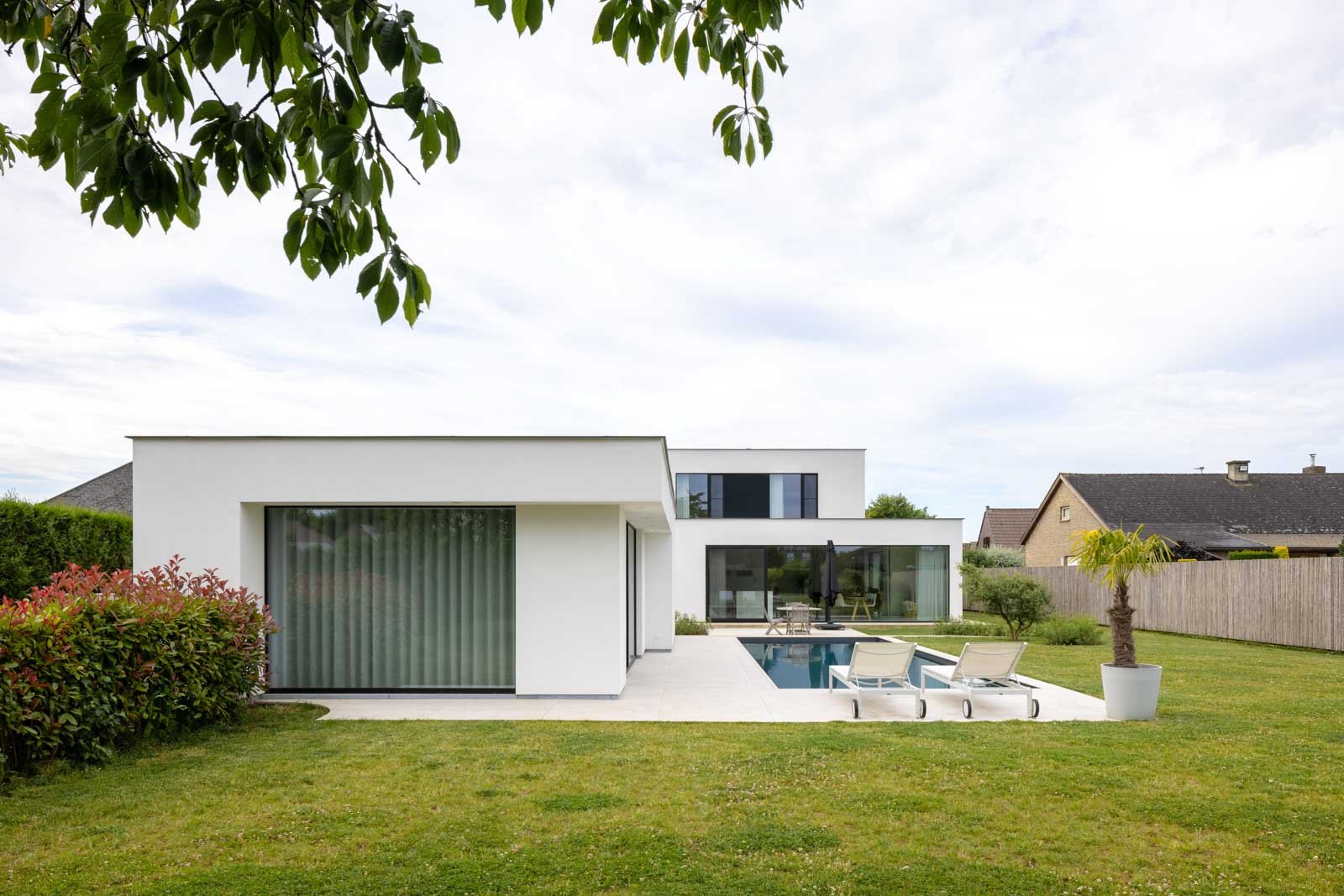 nieuwbouw-villa-witte-crepi-nazareth-11
