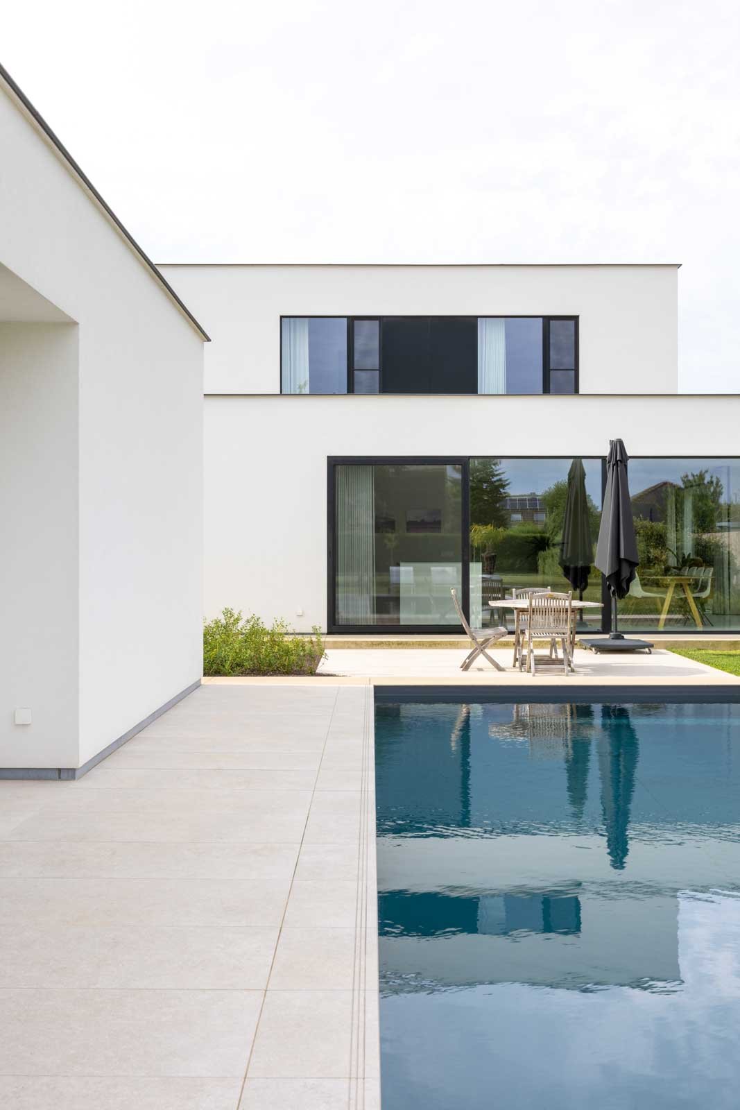 nieuwbouw-villa-witte-crepi-nazareth-24