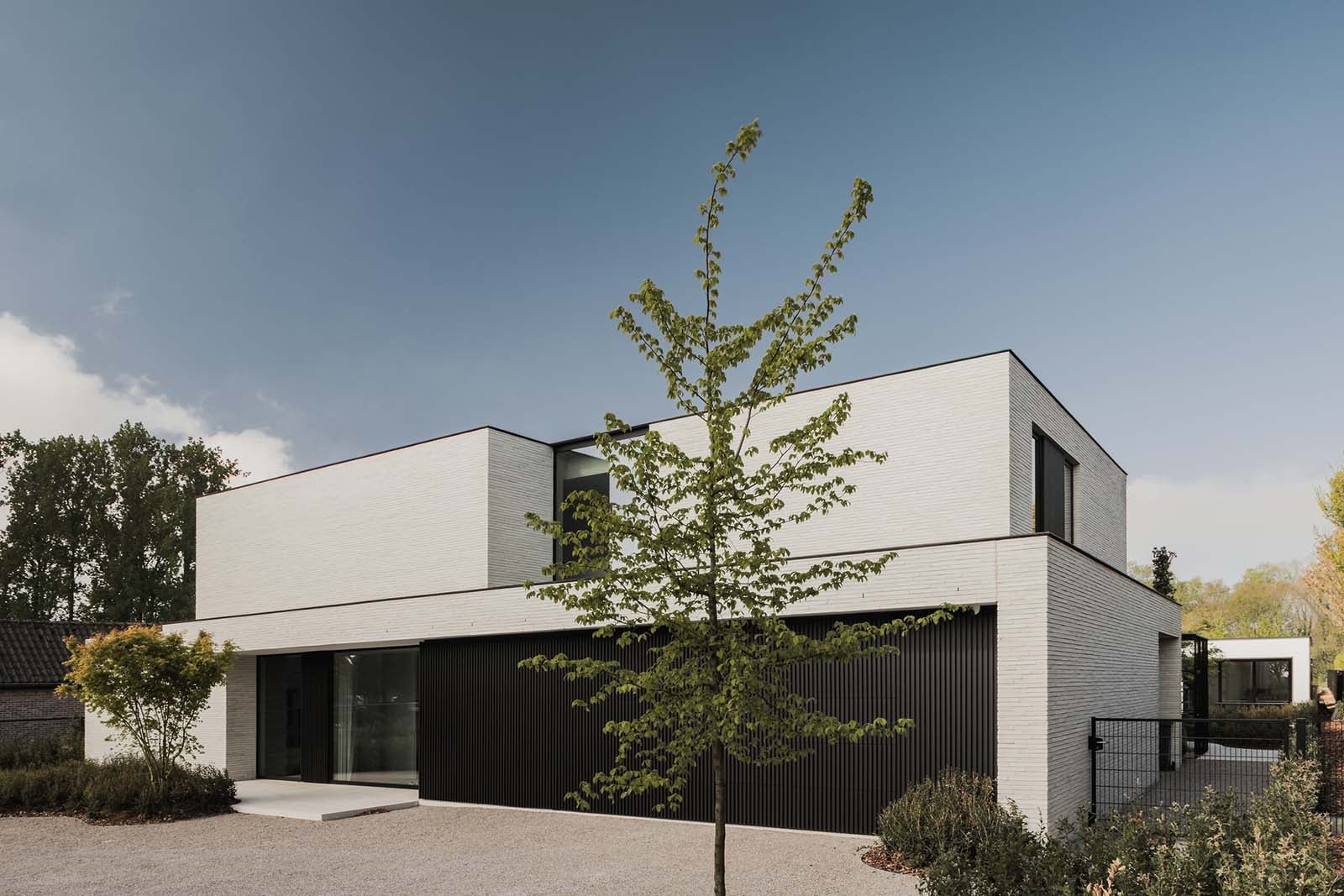 tijdloze-architectuur-moderne-villa-herzele-2