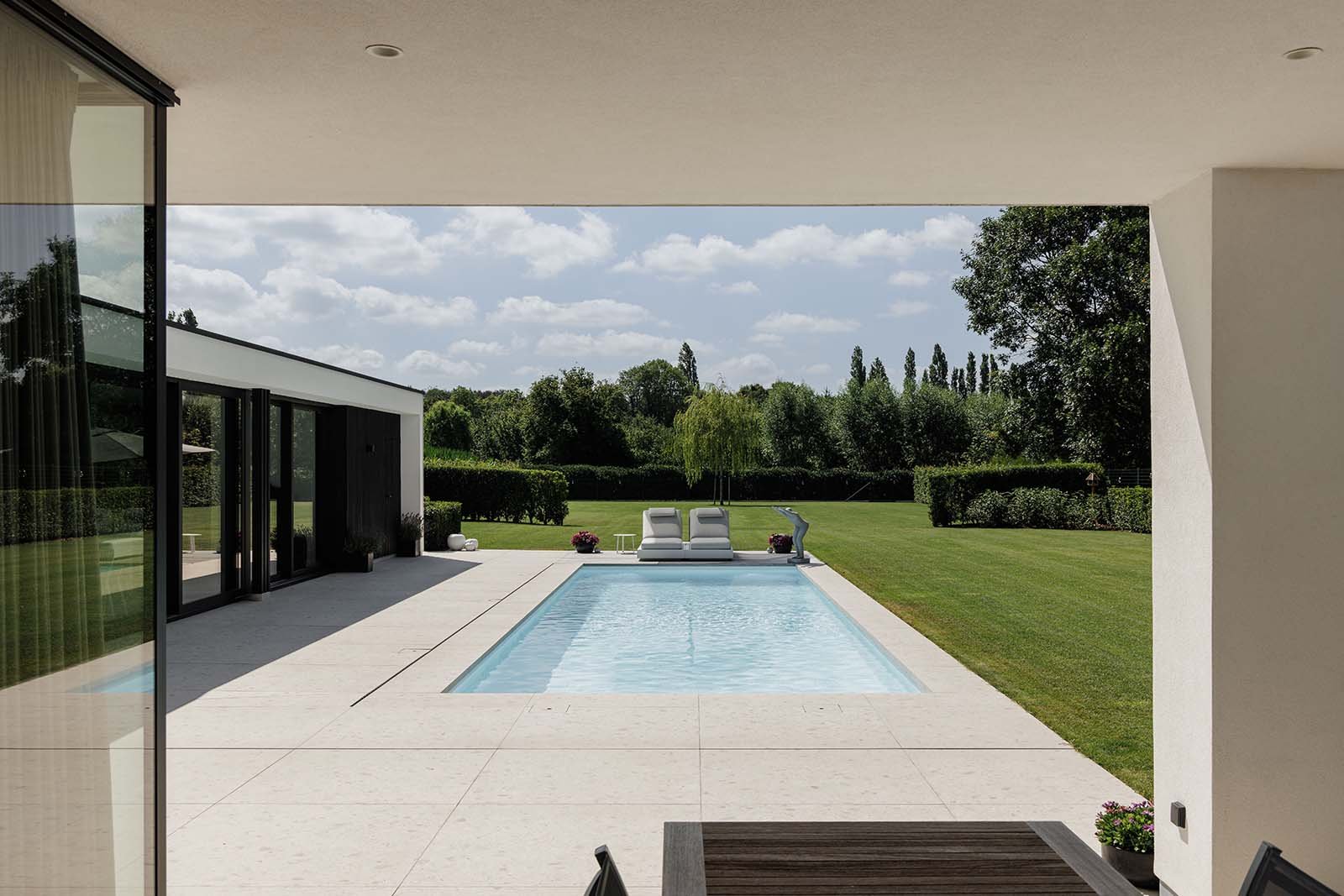 moderne-droomvilla-met-zwembad-maldegem-025-alt