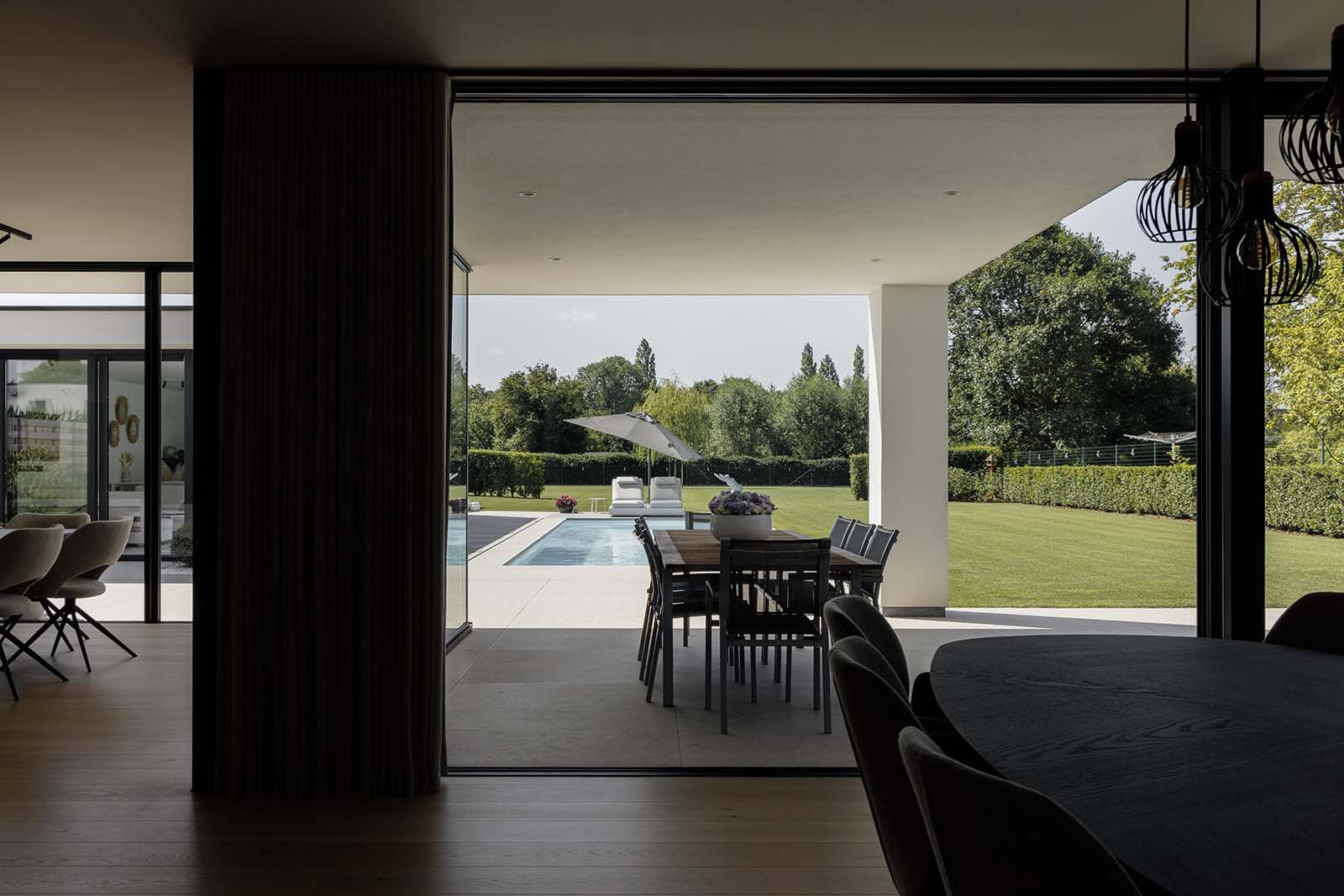moderne-droomvilla-met-zwembad-maldegem-063
