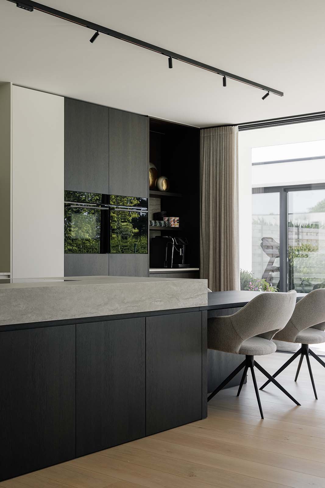 moderne-droomvilla-met-zwembad-maldegem-041