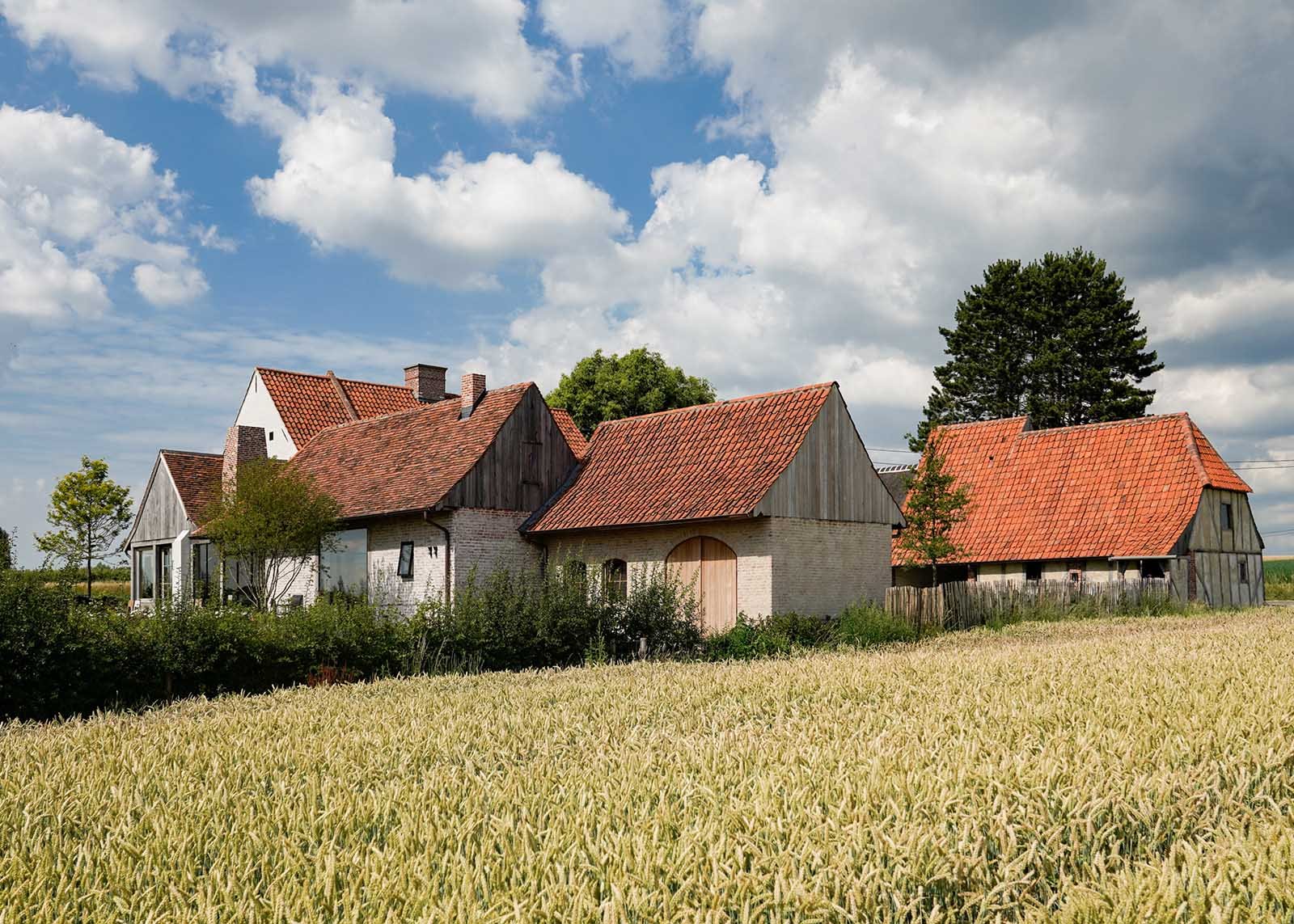exclusieve-villabouw-landelijkestijl-sintdenijs-14