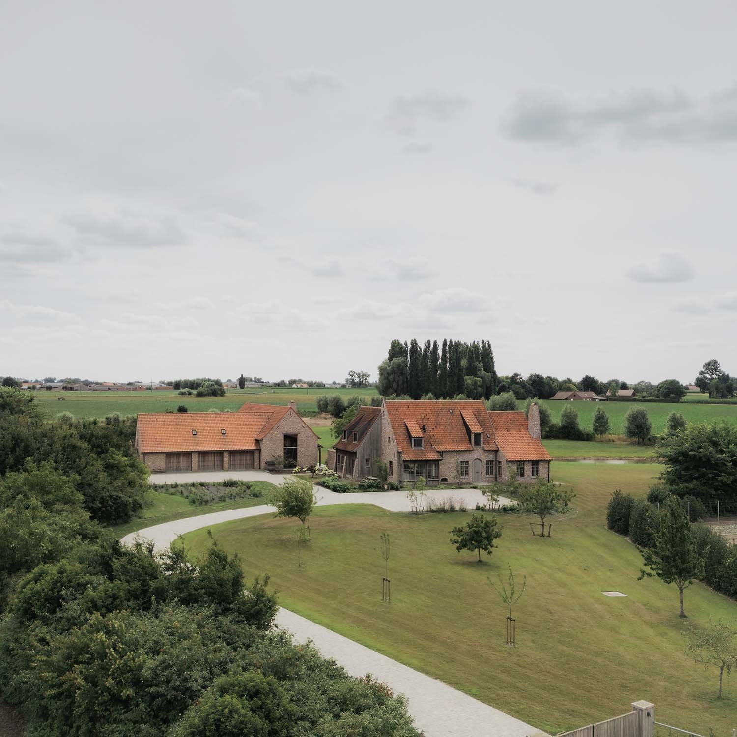 landelijke-villa-recuperatiematerialen-gits-vierkant48